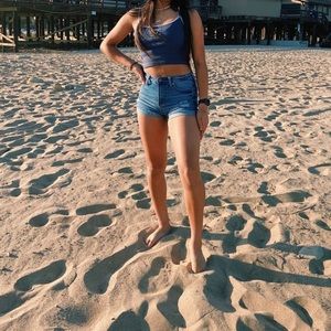 Meet your Posher, Alina